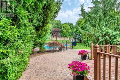 1451 Ravensmoor Crescent, Mississauga, ON - Outdoor