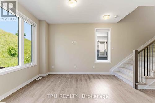 706 Expansion Road, Ottawa, ON - Indoor Photo Showing Other Room
