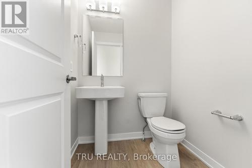 706 Expansion Road, Ottawa, ON - Indoor Photo Showing Bathroom