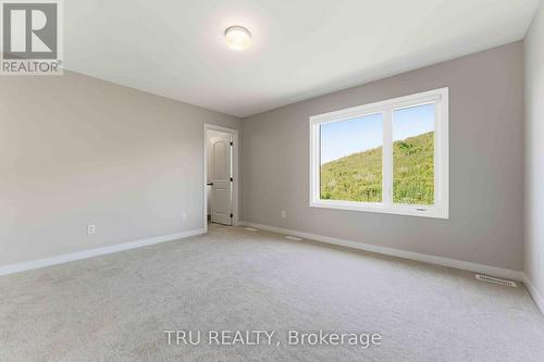 706 Expansion Road, Ottawa, ON - Indoor Photo Showing Other Room