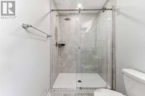 706 Expansion Road, Ottawa, ON - Indoor Photo Showing Bathroom