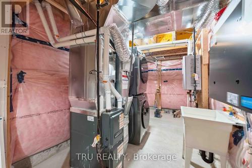 706 Expansion Road, Ottawa, ON - Indoor Photo Showing Basement