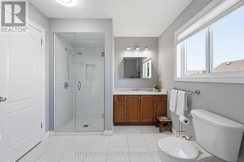 33 Jane Street, West Lincoln, ON - Indoor Photo Showing Bathroom