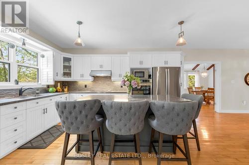 166 Lakeshore Road, St. Catharines (Vine/Linwell), ON - Indoor