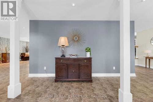166 Lakeshore Road, St. Catharines (Vine/Linwell), ON - Indoor