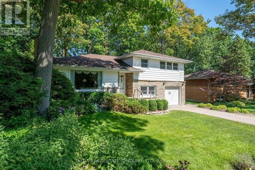 1732 Rutherglen Close, Sarnia, ON - Outdoor