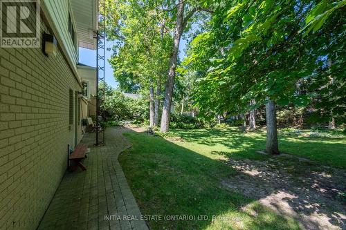 1732 Rutherglen Close, Sarnia, ON - Outdoor