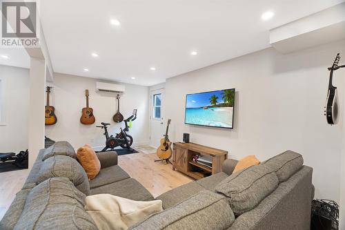 20 Alberton Drive, Paradise, NL - Indoor