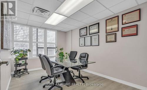 106 - 99 Holland Avenue, Ottawa, ON - Indoor