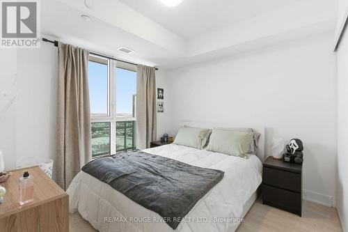 2321 - 2545 Simcoe Street N, Oshawa (Windfields), ON - Indoor Photo Showing Bedroom
