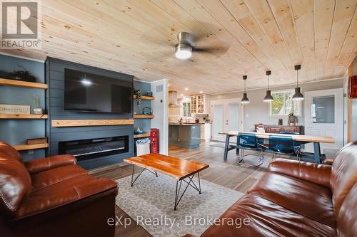 375 Victoria Street W, Southgate, ON - Indoor Photo Showing Living Room With Fireplace