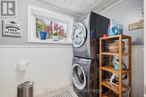 375 Victoria Street W, Southgate, ON - Indoor Photo Showing Laundry Room