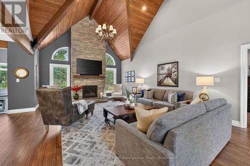 5 Ploughshare Court, Dysart Et Al (Dysart), ON - Indoor Photo Showing Living Room With Fireplace