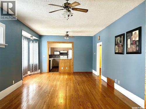 394 2Nd Street, Shaunavon, SK - Indoor Photo Showing Other Room