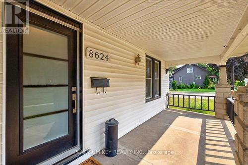 8624 Glendon Drive, Strathroy-Caradoc (Mount Brydges), ON - Outdoor With Exterior