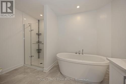 779 Ovation Grove, Ottawa, ON - Indoor Photo Showing Bathroom