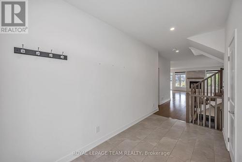 779 Ovation Grove, Ottawa, ON - Indoor Photo Showing Other Room