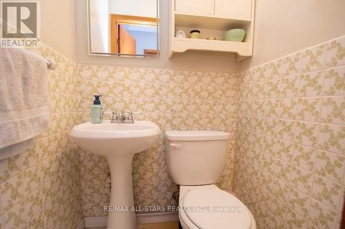 1185 Sturgeon Road, Kawartha Lakes (Emily), ON 