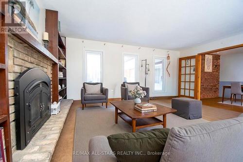 1185 Sturgeon Road, Kawartha Lakes (Emily), ON 
