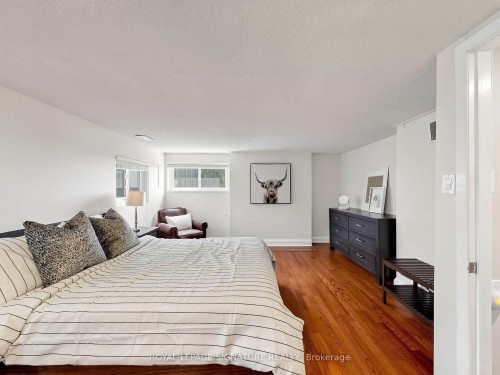 2094 Water'S Edge Drive, Oakville, ON - Indoor Photo Showing Bedroom