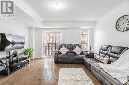 397 - 45 Icy Note Path, Oshawa, ON - Indoor Photo Showing Living Room