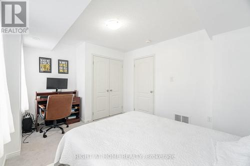 397 - 45 Icy Note Path, Oshawa, ON - Indoor