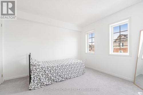 397 - 45 Icy Note Path, Oshawa, ON - Indoor Photo Showing Other Room
