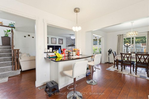 459 Dicenzo Drive, Hamilton, ON - Indoor Photo Showing Dining Room