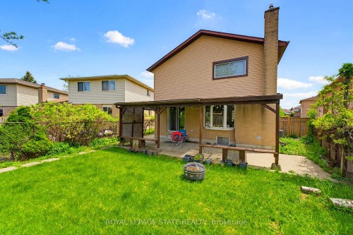 459 Dicenzo Drive, Hamilton, ON - Outdoor