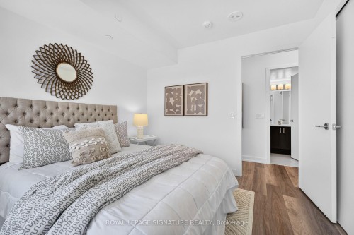 1212-1480 Bayly Street, Pickering, ON - Indoor Photo Showing Bedroom