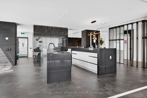1212-1480 Bayly Street, Pickering, ON - Indoor Photo Showing Kitchen