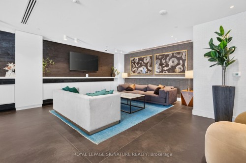 1212-1480 Bayly Street, Pickering, ON - Indoor