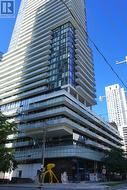 233 - 161 ROEHAMPTON AVENUE Toronto, ON M4P 0C8