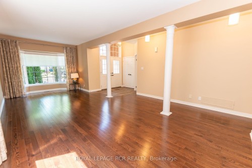 7 Putney Road, Caledon, ON - Indoor Photo Showing Other Room