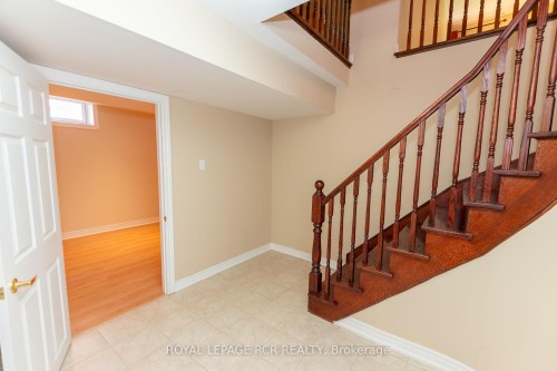 7 Putney Road, Caledon, ON - Indoor Photo Showing Other Room