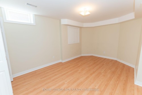 7 Putney Road, Caledon, ON - Indoor Photo Showing Other Room