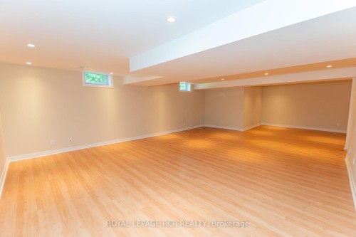 7 Putney Road, Caledon, ON - Indoor Photo Showing Other Room