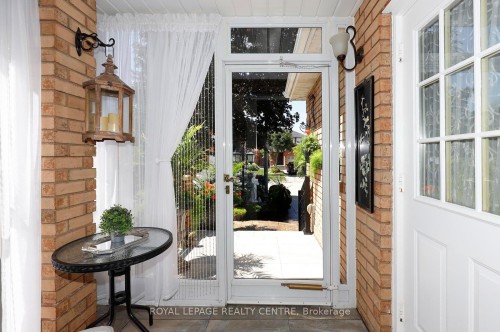 690 Ashprior Avenue, Mississauga, ON - Outdoor With Exterior