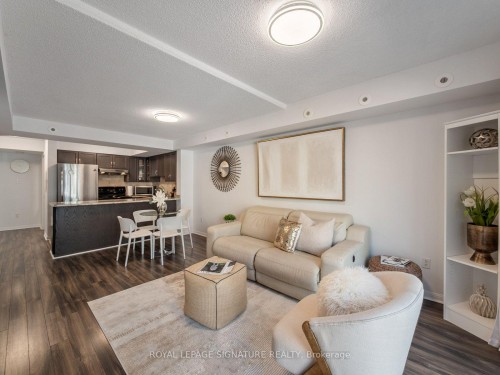 2067-65 George Appleton Way, Toronto, ON - Indoor Photo Showing Living Room