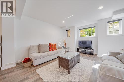 3857 Socrates Court, Windsor, ON - Indoor Photo Showing Living Room
