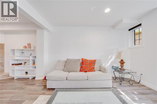 3857 Socrates Court, Windsor, ON - Indoor Photo Showing Living Room
