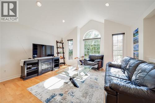 3857 Socrates Court, Windsor, ON - Indoor Photo Showing Living Room
