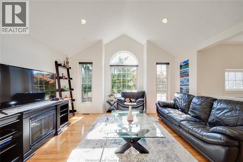 3857 Socrates Court, Windsor, ON - Indoor Photo Showing Living Room