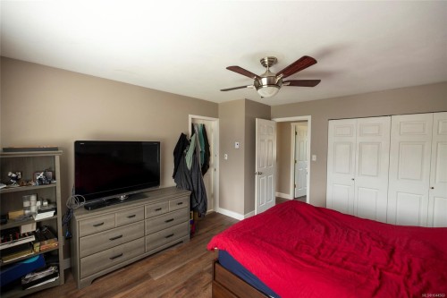 #1-2553 Kingcome Pl, Port Mcneill, BC - Indoor Photo Showing Bedroom