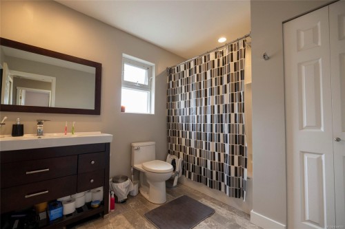 #1-2553 Kingcome Pl, Port Mcneill, BC - Indoor Photo Showing Bathroom