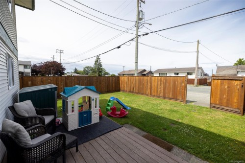 #1-2553 Kingcome Pl, Port Mcneill, BC - Outdoor