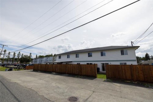 #1-2553 Kingcome Pl, Port Mcneill, BC - Outdoor