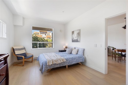 #307-7162 West Saanich Rd, Central Saanich, BC - Indoor Photo Showing Bedroom