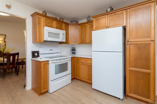 20 Eagle Lane, View Royal, BC 