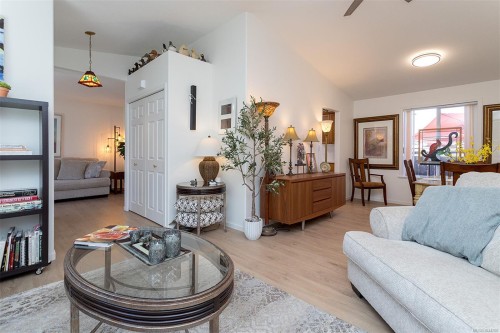 20 Eagle Lane, View Royal, BC 